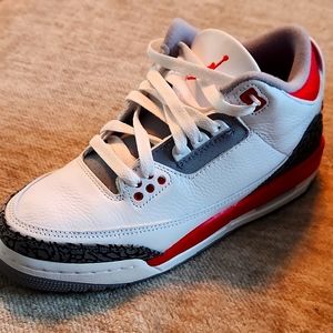 Air Jordan's 3 Retro 6Y